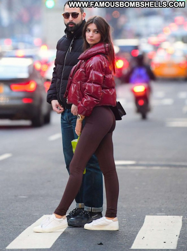 Emily Ratajkowski No Source  Celebrity Beautiful Posing Hot Paparazzi