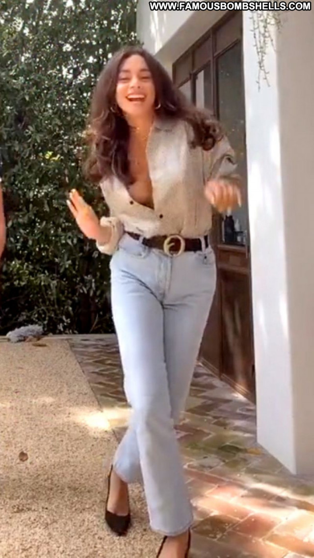Vanessa Hudgens No Source Sexy Posing Hot Babe Celebrity Beautiful