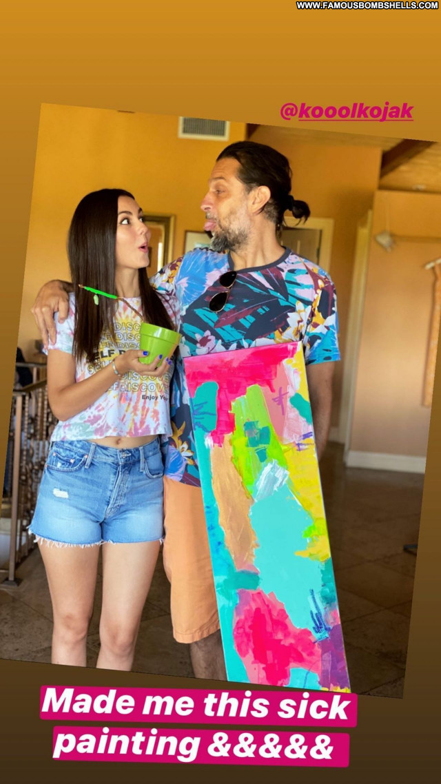 Victoria Justice No Source  Babe Posing Hot Beautiful Celebrity Sexy