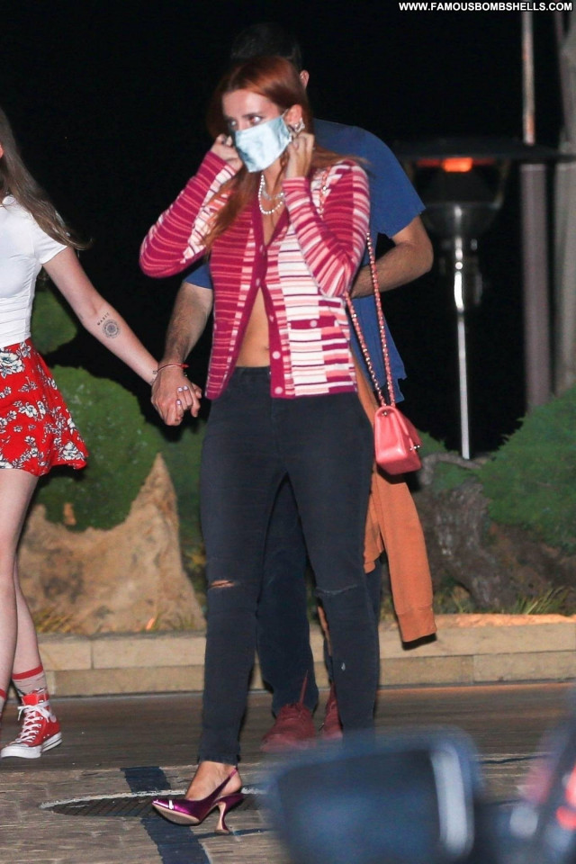 Bella Thorne No Source Babe Posing Hot Paparazzi Celebrity Beautiful