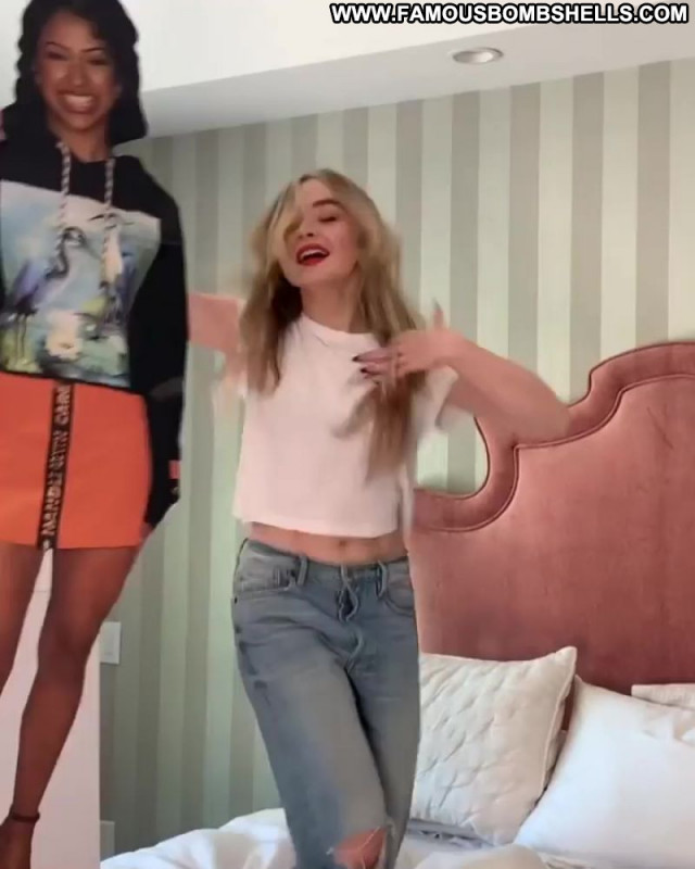 Sabrina Carpenter No Source Sexy Beautiful Posing Hot Celebrity Babe