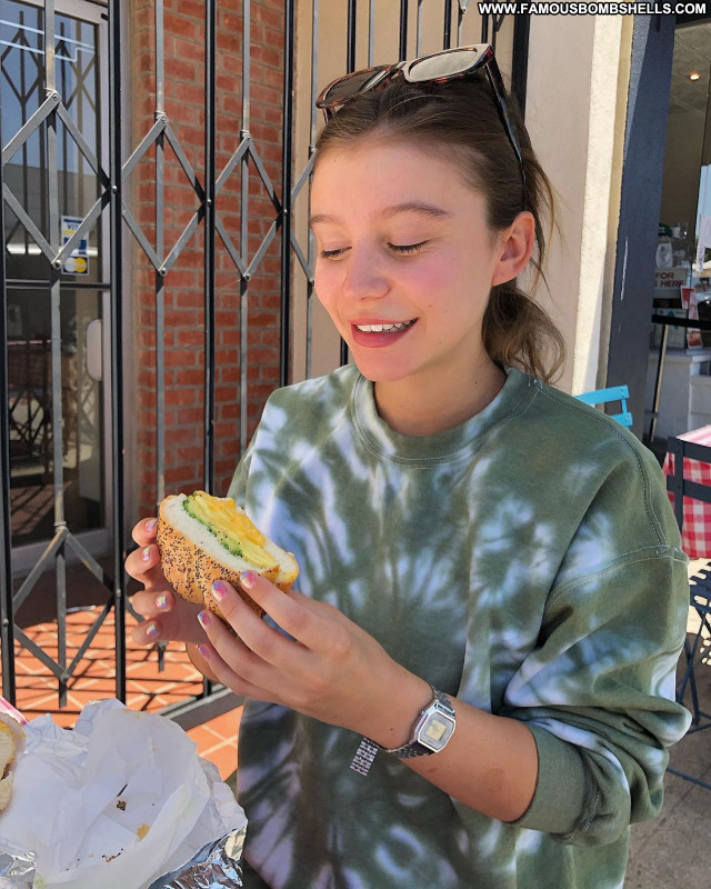 G Hannelius No Source Sexy Celebrity Babe Posing Hot Beautiful