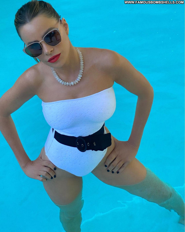 Sofia Vergara No Source Sexy Celebrity Babe Posing Hot Beautiful