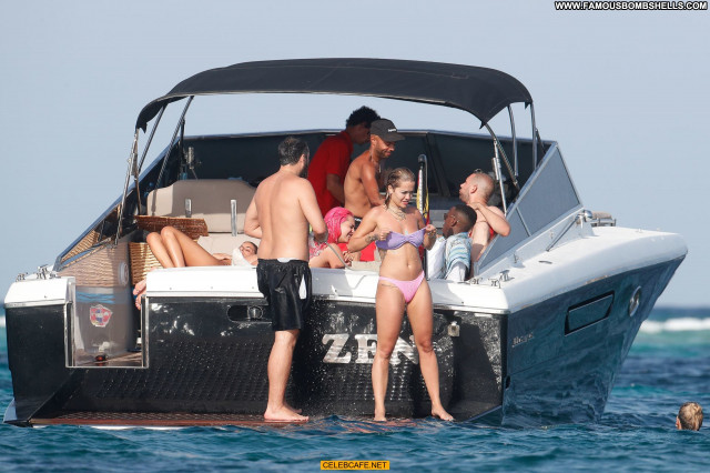 Rita Ora No Source Celebrity Posing Hot Toples Babe Topless Beautiful