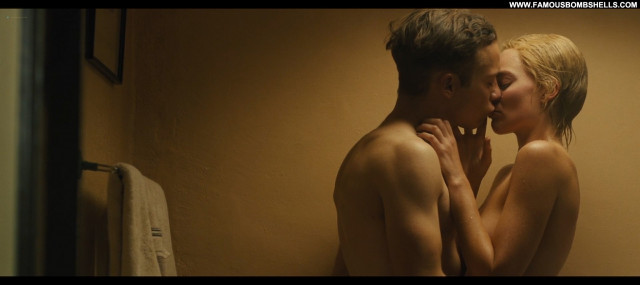 Margot Robbie Dreamland Hd Babe Nude Nude Scene Beautiful Posing Hot